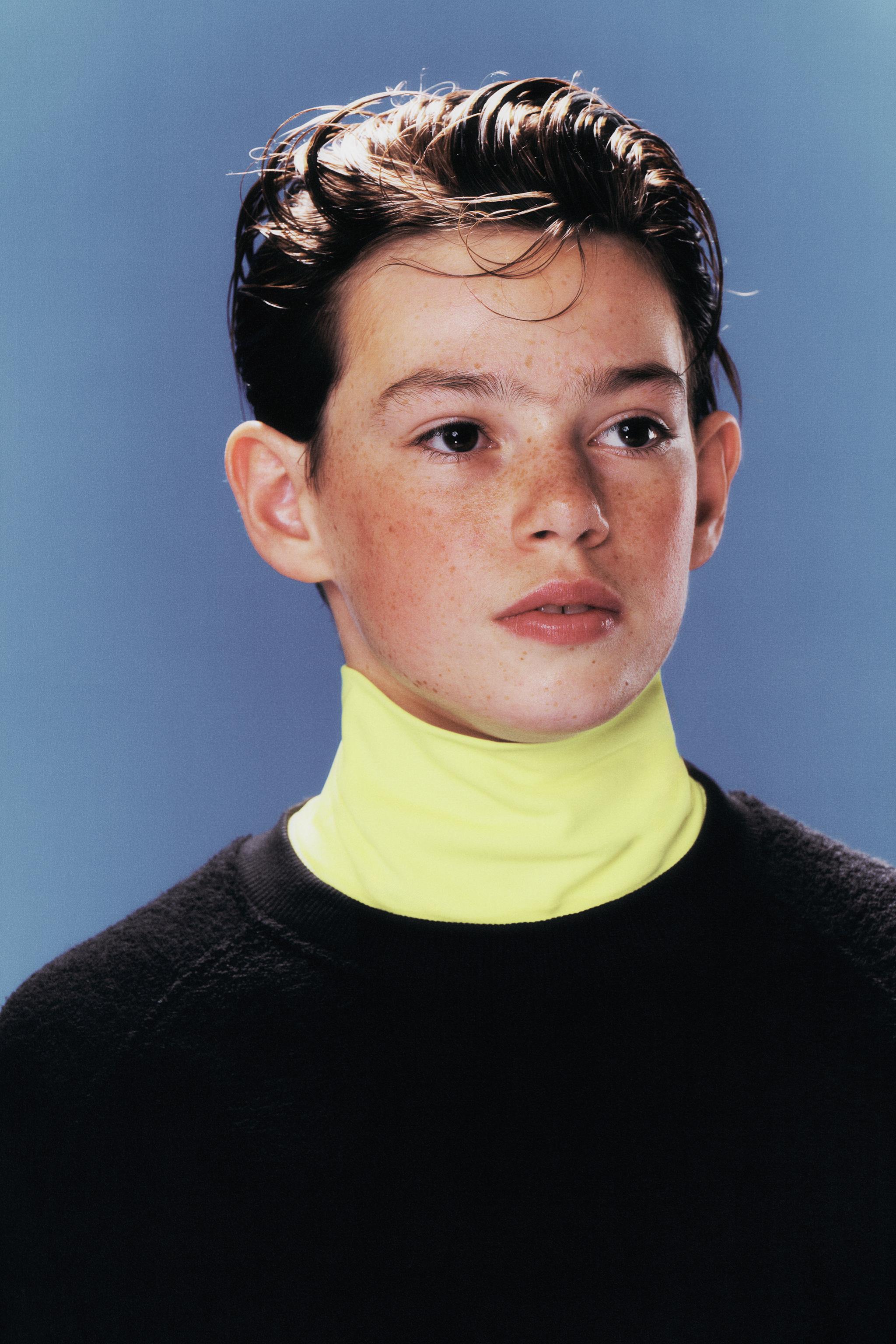 SWEATSHIRT AND WIDE LEG PANTS WITH TEXTURED LABEL SET